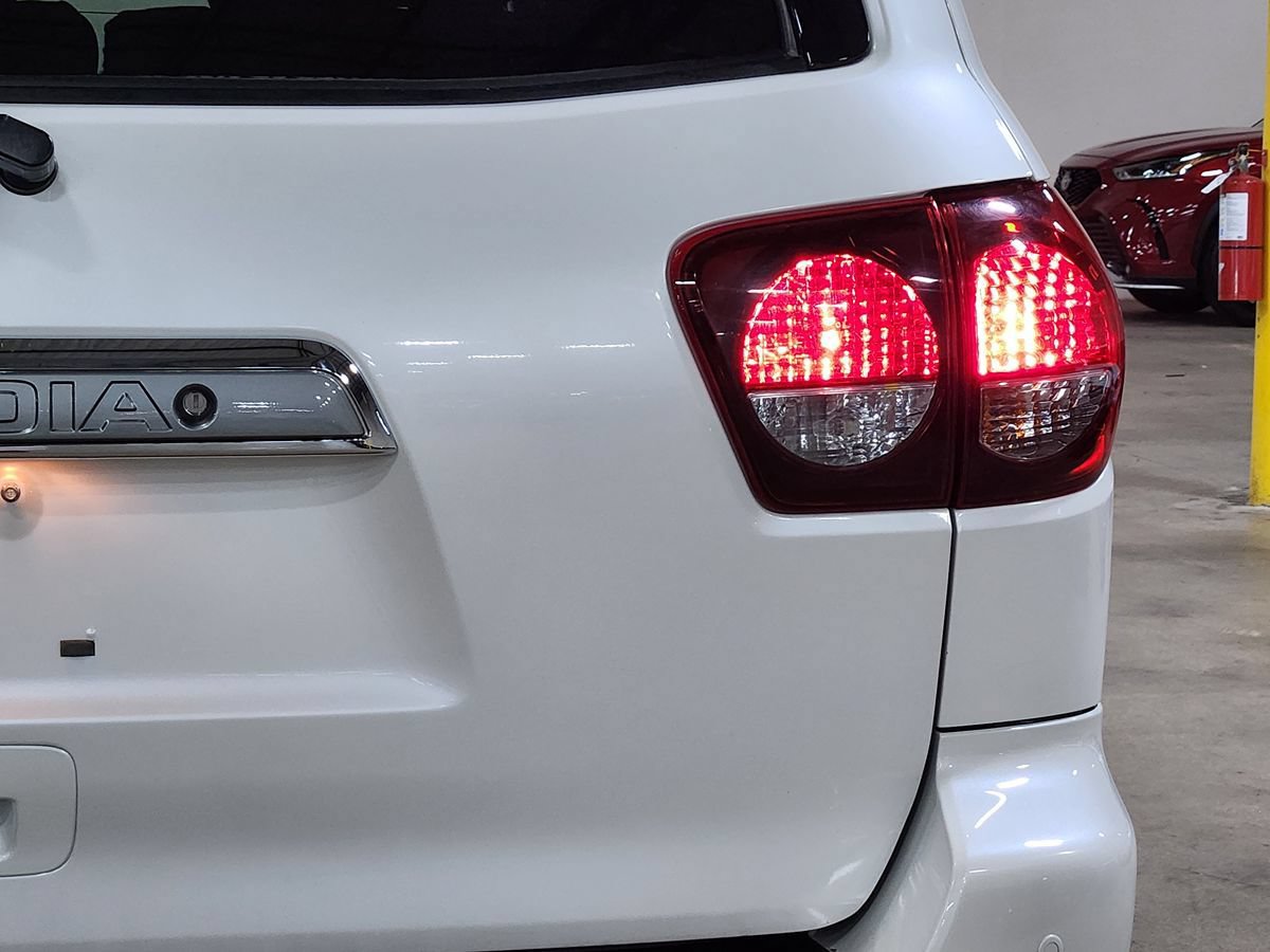 Used 2019 Toyota Sequoia Platinum RWD image 22