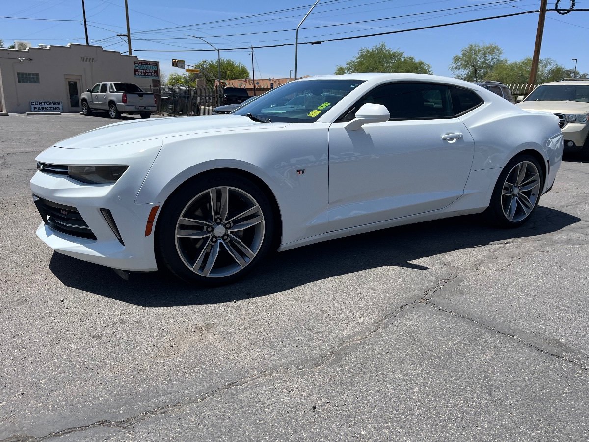 Used 2017 Chevrolet Camaro LT w/ RS Package RWD image 10