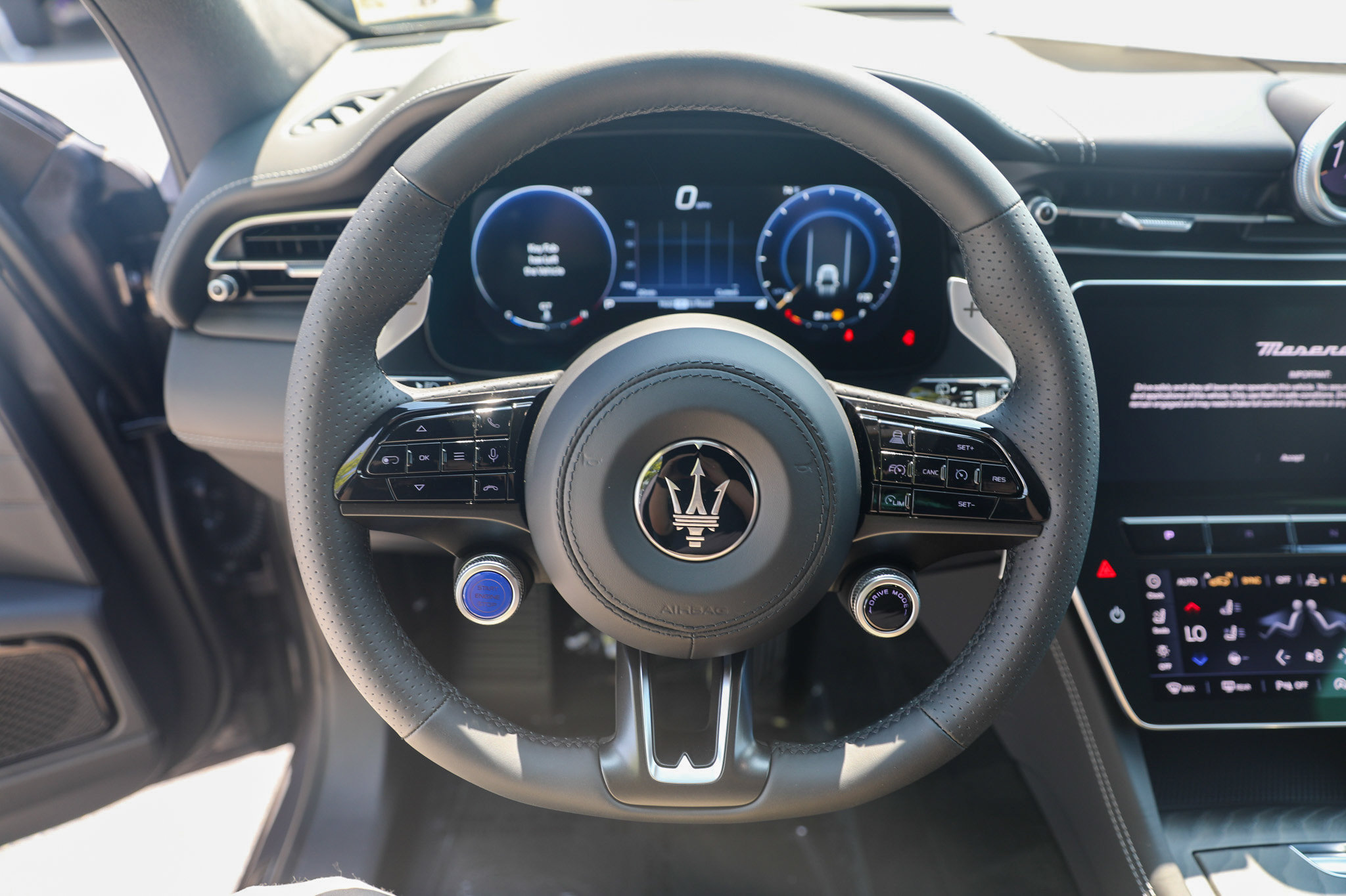 Used 2024 Maserati Grecale GT AWD/4WD image 30