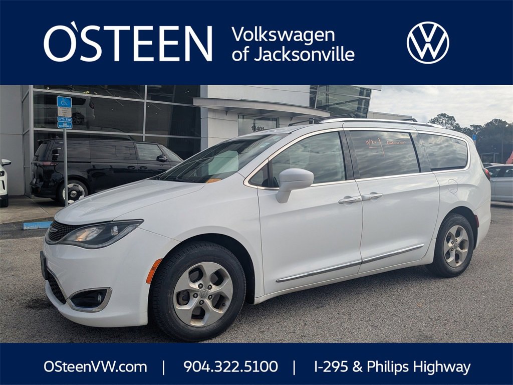 Used 2017 Chrysler Pacifica Touring-L Plus