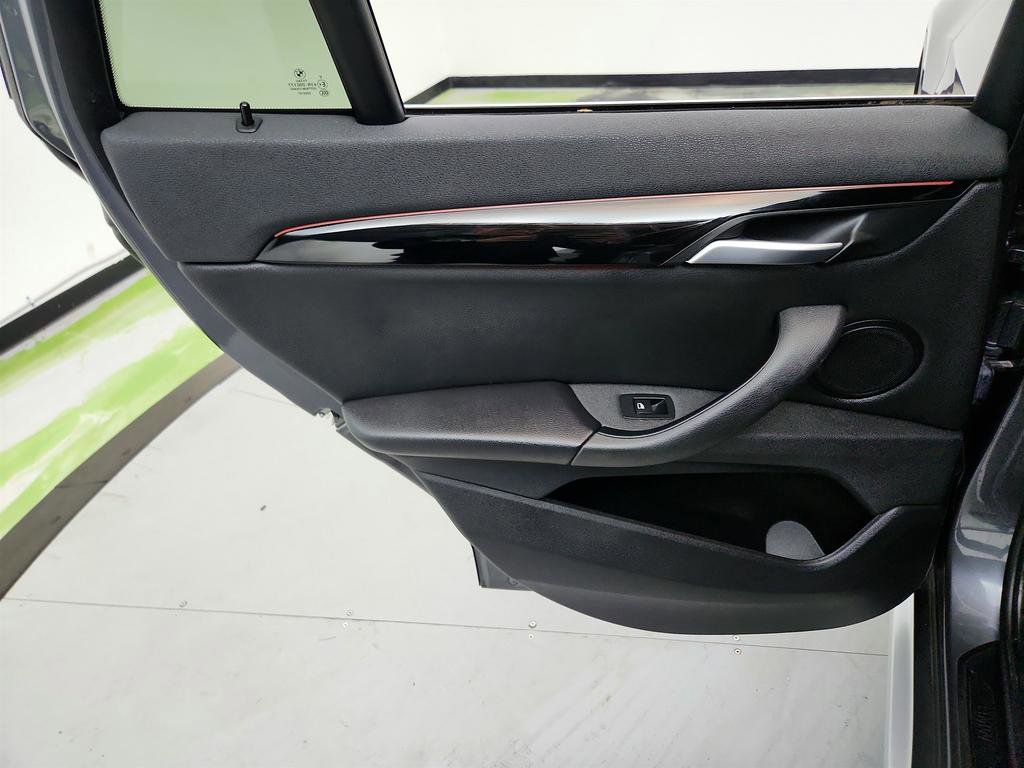 Used 2018 BMW X1 xDrive28i AWD/4WD image 24