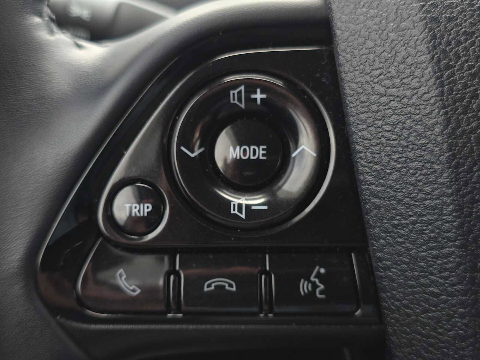 Used 2021 Toyota Prius Prime XLE image 38