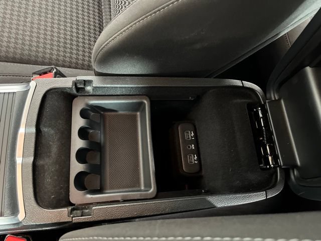Used 2023 Dodge Charger SXT RWD image 31