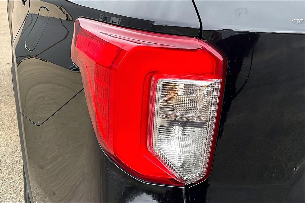 Used 2021 Ford Explorer Limited w/ Hybrid Equipment Group 310A image 23