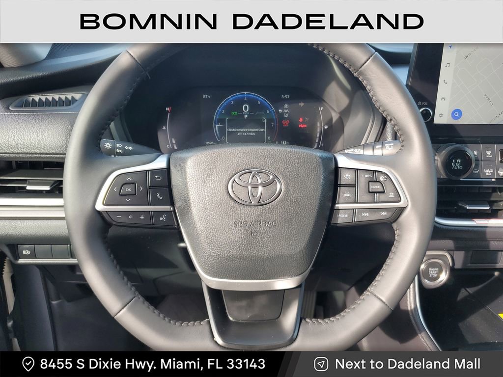 Used 2025 Toyota Grand Highlander AWD image 18