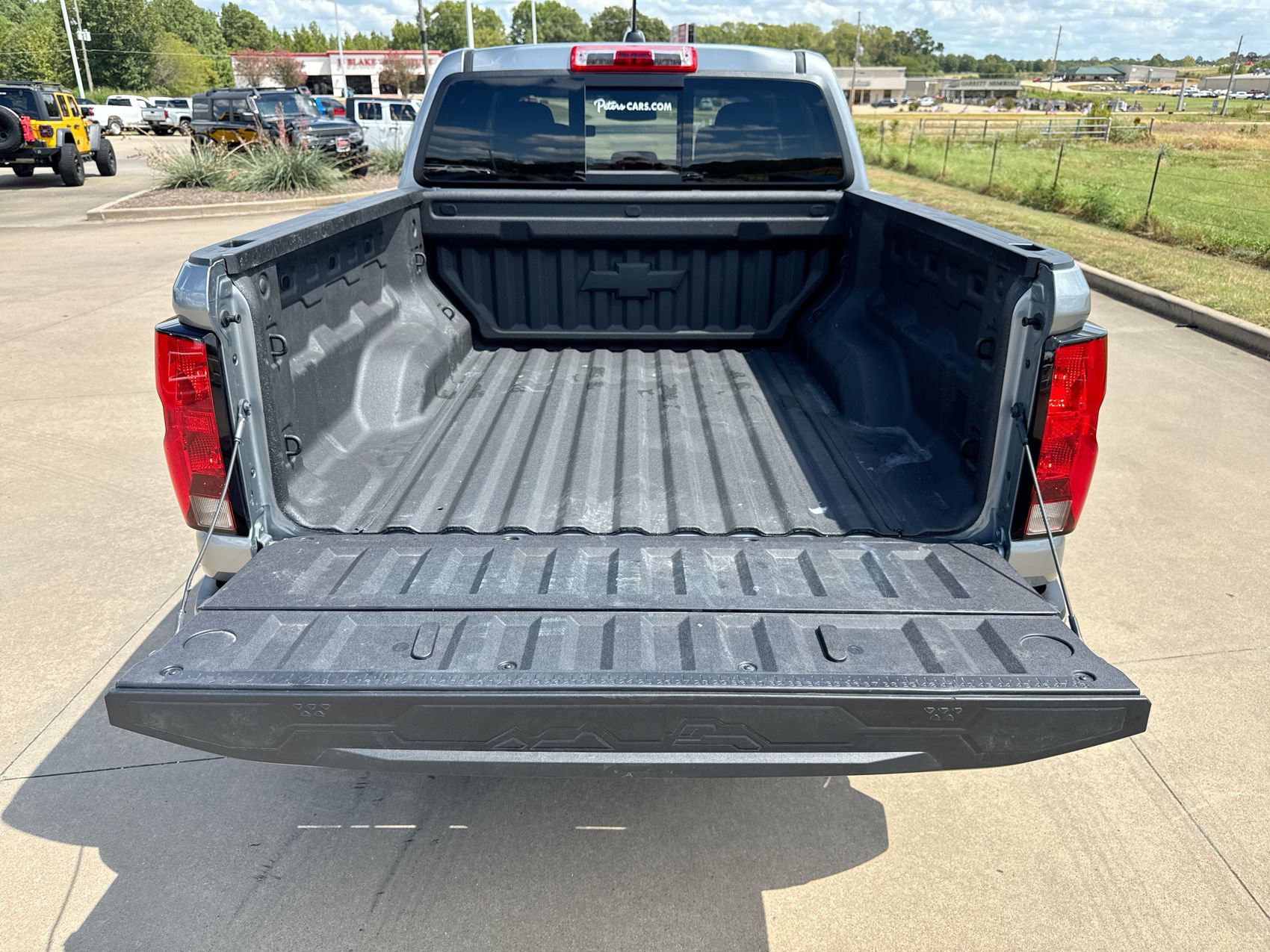 Used 2026 Chevrolet Colorado LT RWD image 23