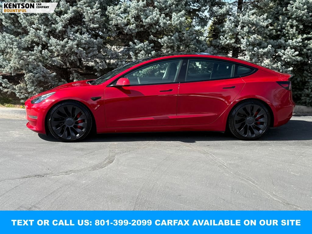 Used 2023 Tesla Model 3 Performance image 4