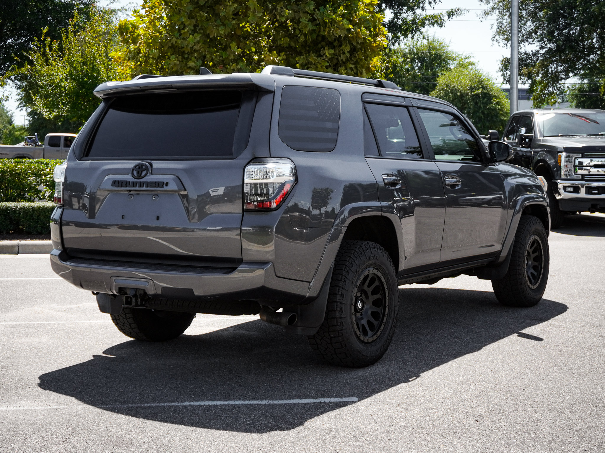 Used 2017 Toyota 4Runner SR5 Premium AWD/4WD image 10