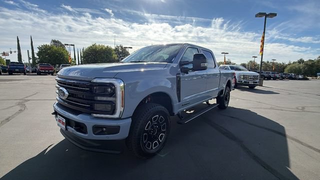New 2026 Ford F350 Platinum w/ FX4 Off-Road Package