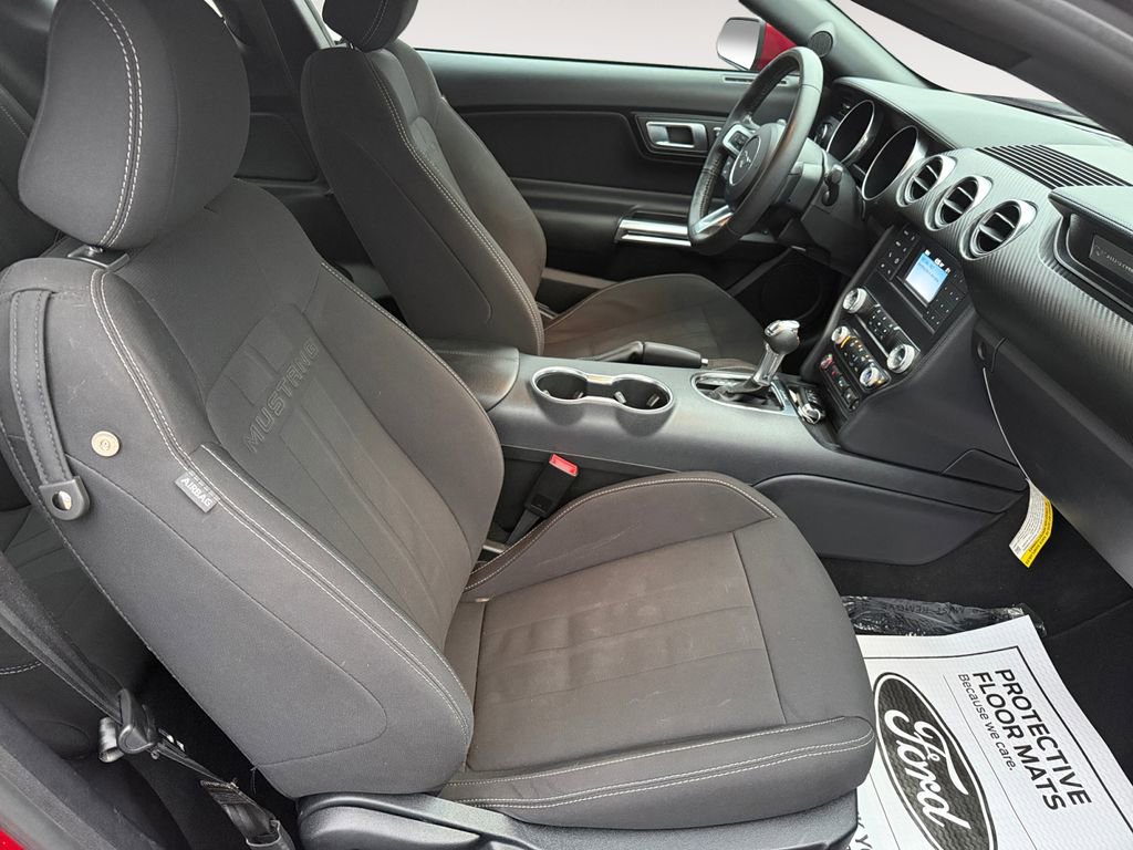 Used 2022 Ford Mustang EcoBoost image 15