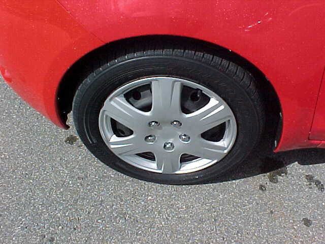 Used 2007 Toyota Yaris 2-Door Hatchback image 19