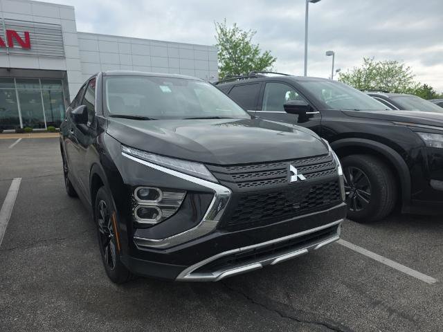 Used 2025 Mitsubishi Eclipse Cross SE image 3