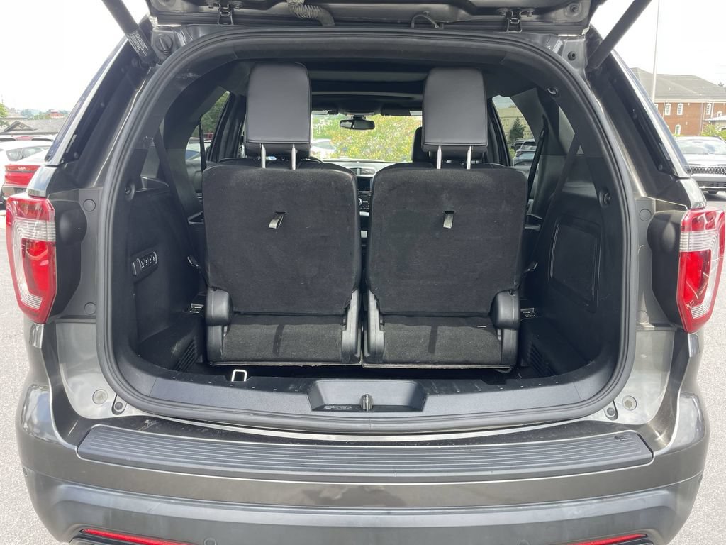Used 2019 Ford Explorer Sport w/ Equipment Group 401A AWD/4WD image 40