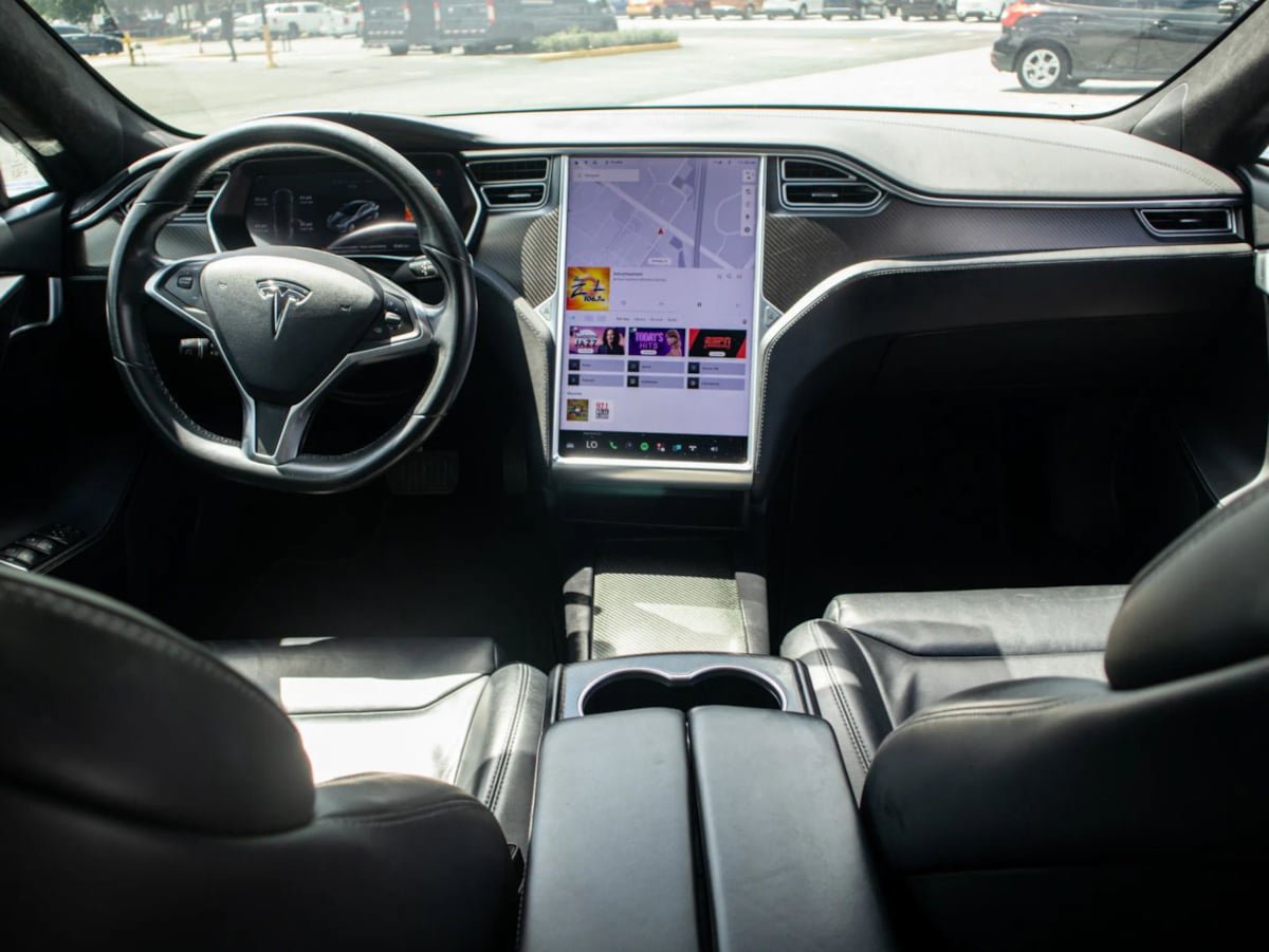Used 2017 Tesla Model S 75 RWD image 23