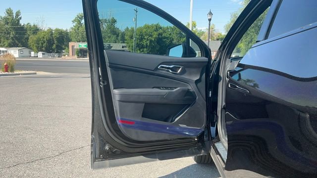 Used 2025 Kia Sportage X-Line image 14