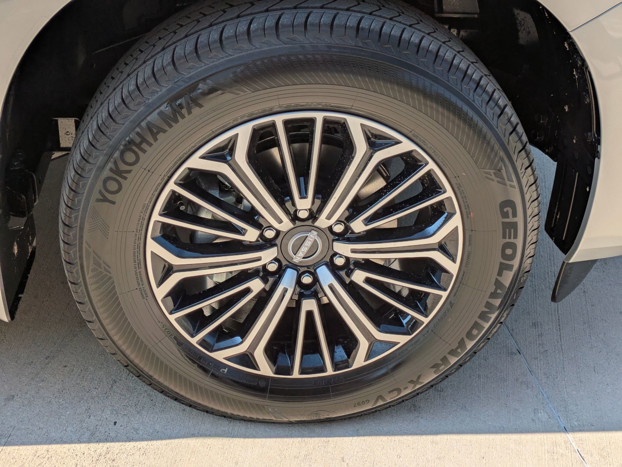 New 2026 Nissan Armada SL image 24