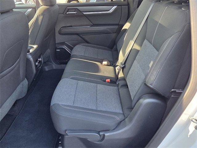 Used 2025 GMC Acadia Elevation image 10