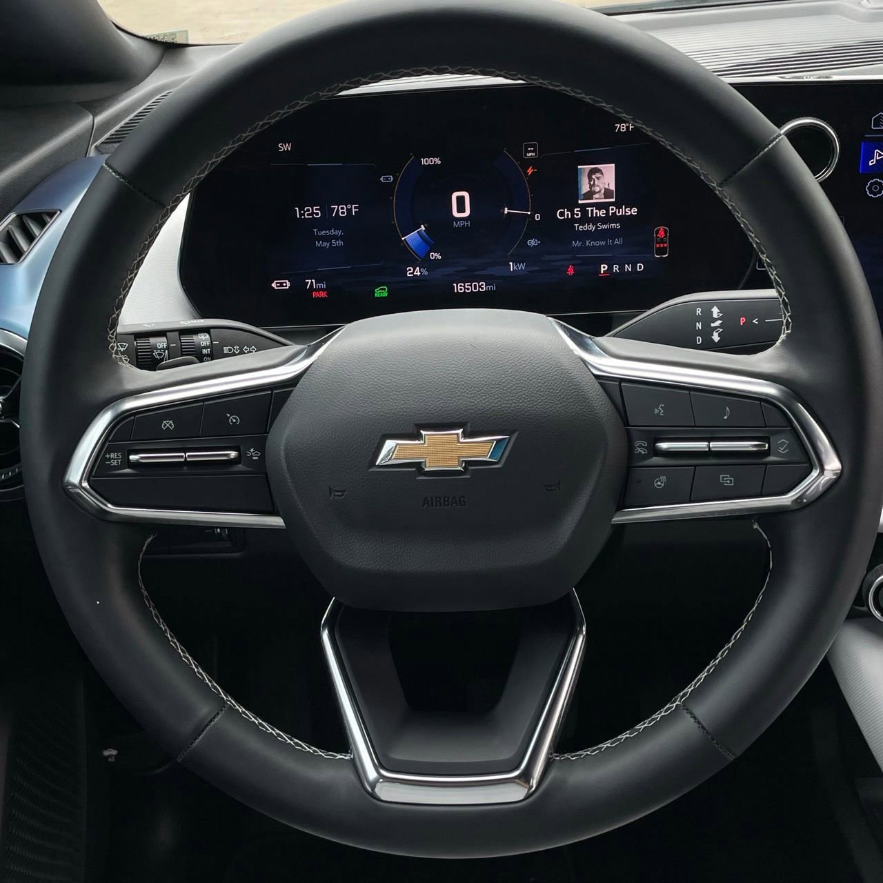 Used 2024 Chevrolet Equinox LS w/ Driver Confidence II Package FWD image 12