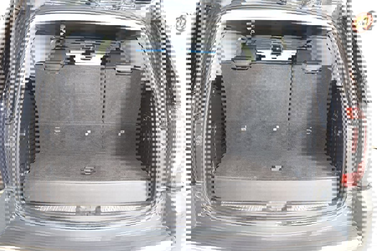 Used 2018 GMC Yukon Denali w/ Open Road Package image 51