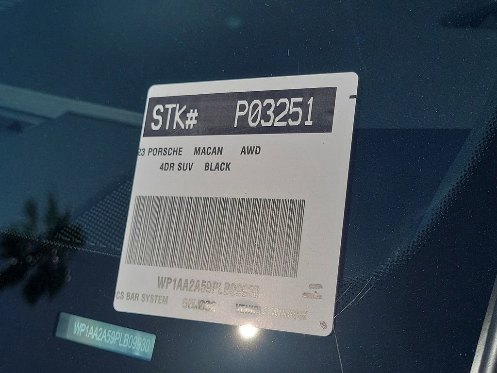 Used 2023 Porsche Macan Turbo AWD/4WD image 28