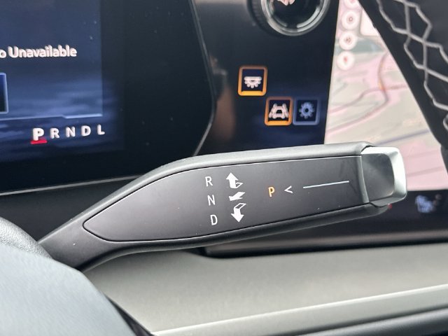 New 2027 Chevrolet Traverse LT FWD image 28