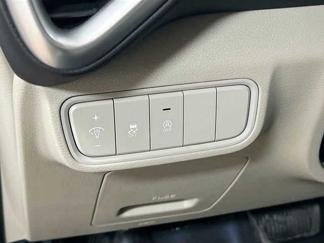 Certified 2025 Kia Soul LX image 10