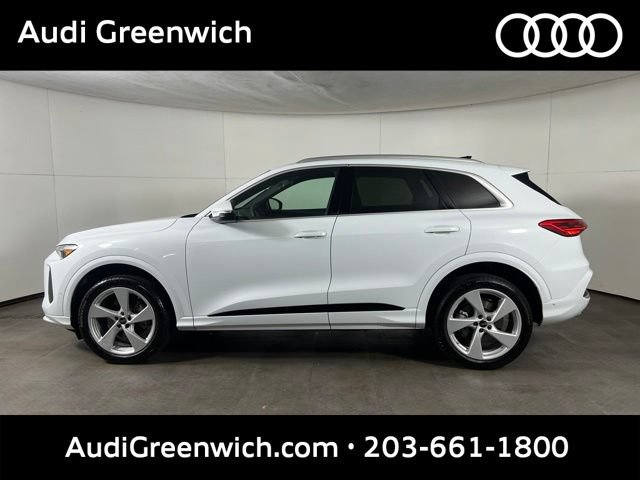 Used 2025 Audi Q5 Premium w/ Premium Plus AWD/4WD image 4