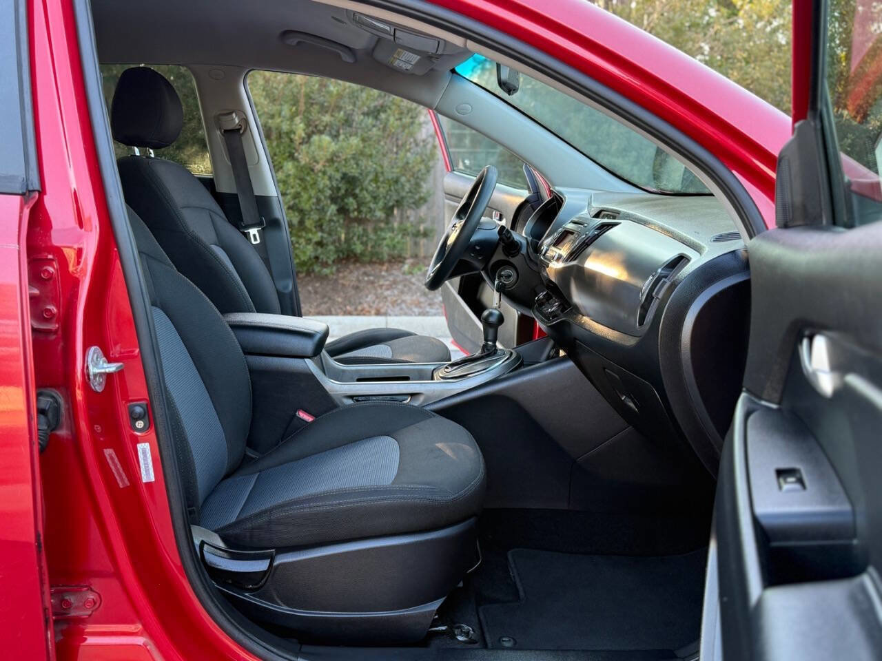 Used 2014 Kia Sportage LX image 22