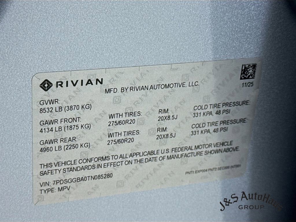 Used 2026 Rivian R1S Adventure image 42