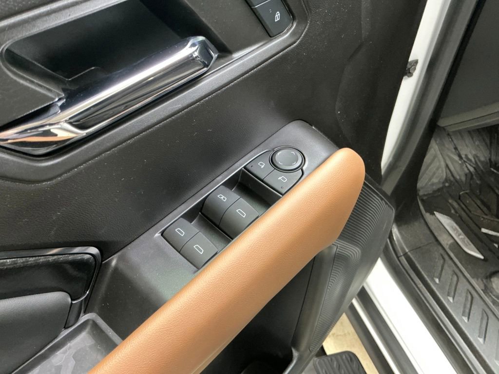 Certified 2024 GMC Canyon AT4 w/ LPO, Off Road Lift Package image 14