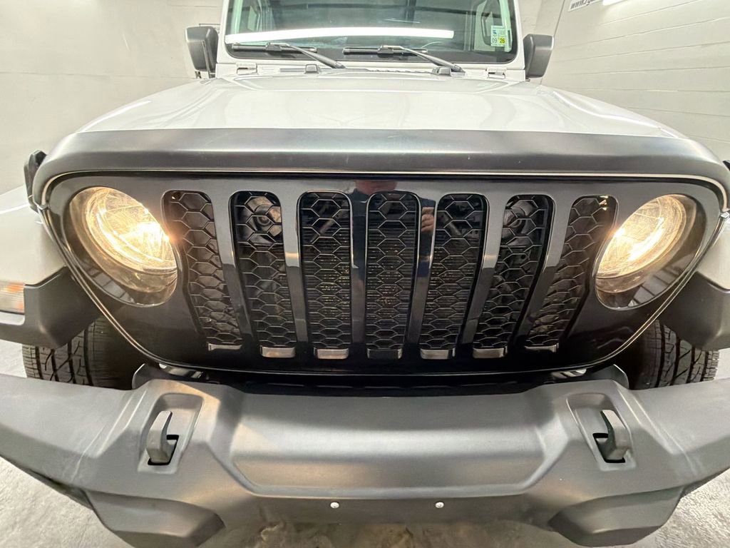 Used 2021 Jeep Gladiator Sport AWD/4WD image 28
