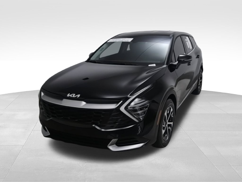 Used 2025 Kia Sportage EX FWD image 3