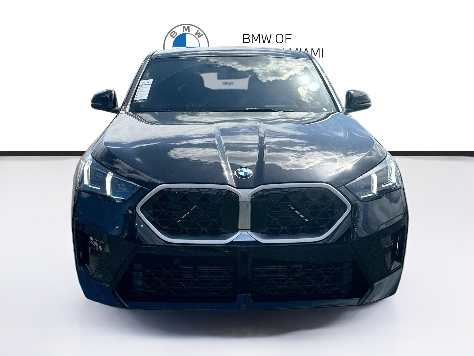 New 2026 BMW X2 xDrive28i w/ Technology Package AWD/4WD image 2