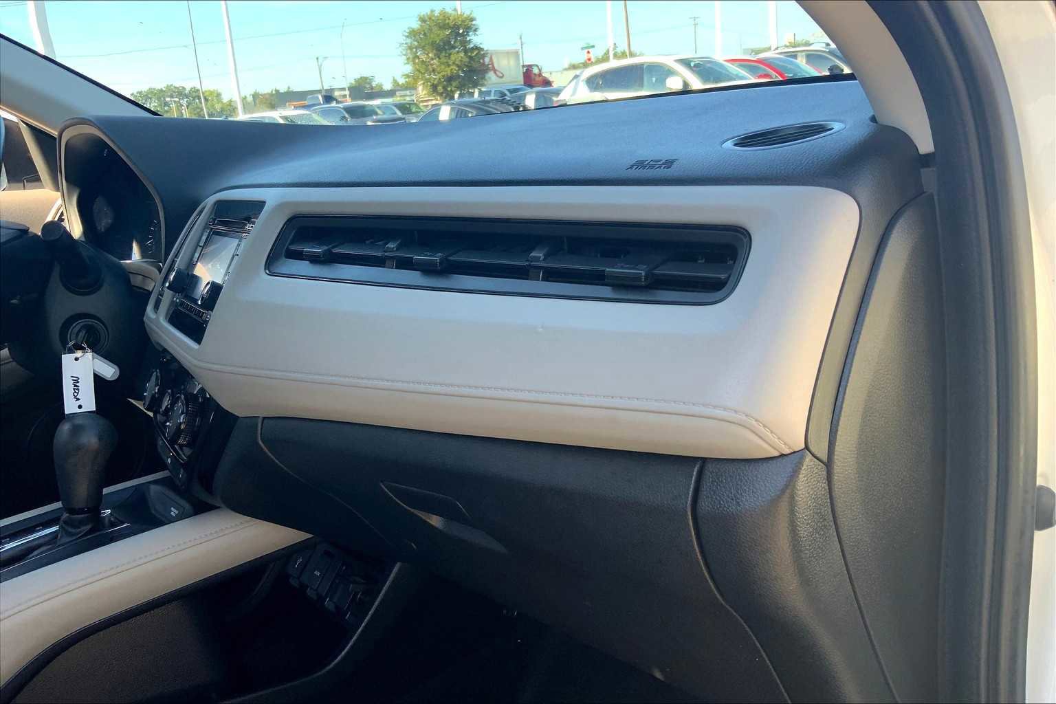 Used 2018 Honda HR-V LX image 17