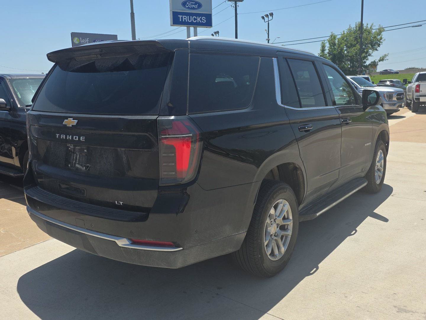 Used 2025 Chevrolet Tahoe LT RWD image 23