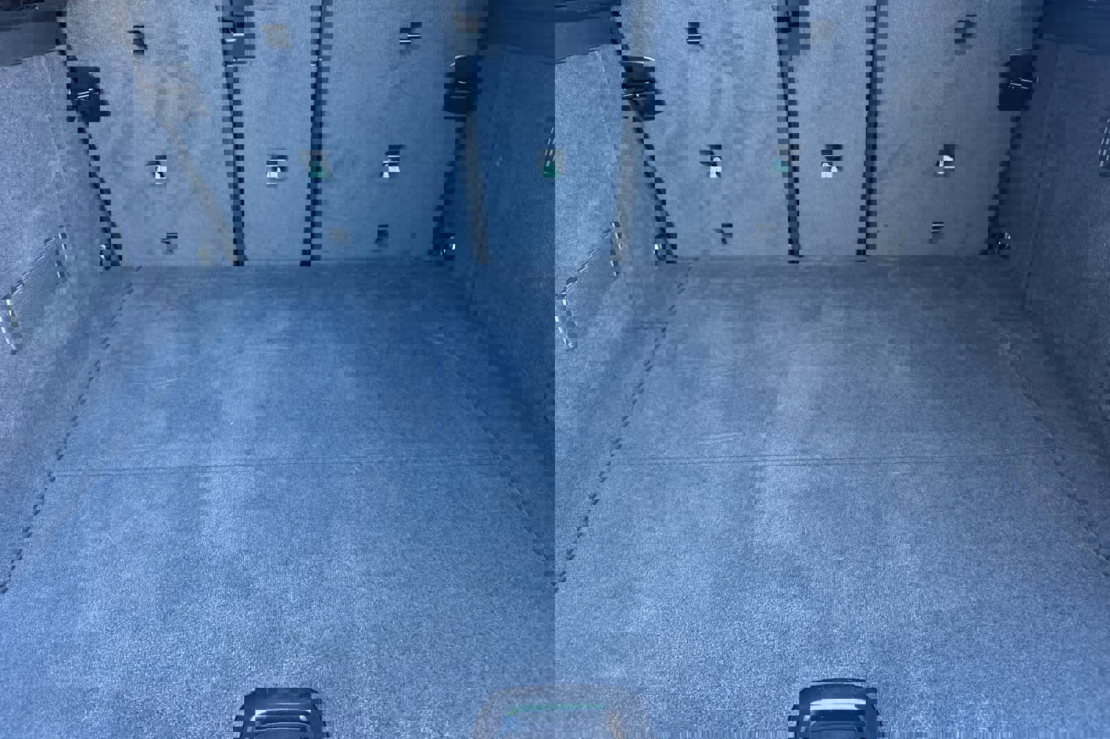 Used 2025 BMW iX xDrive50 image 16