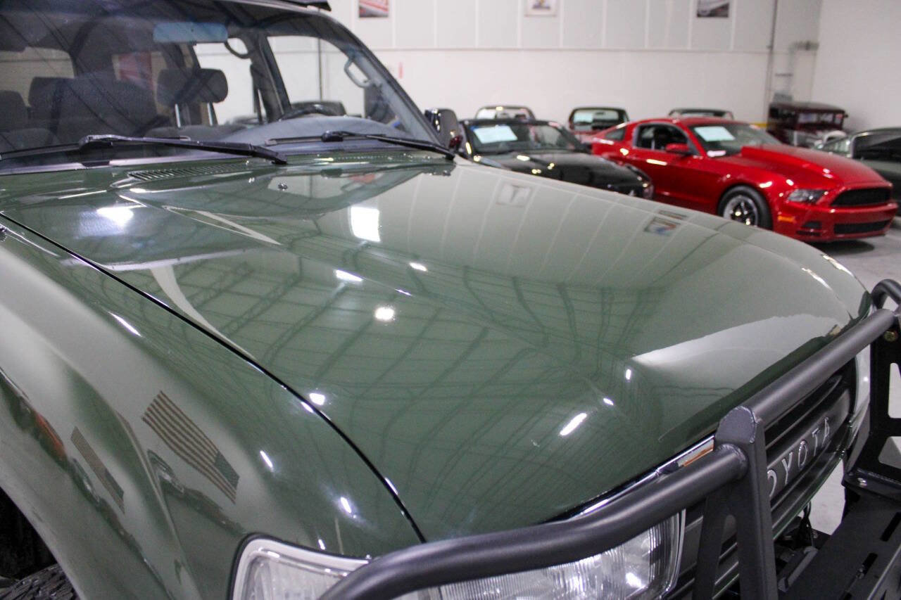 Used 1994 Toyota Land Cruiser image 17