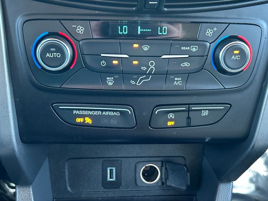 Used 2017 Ford Escape SE image 14