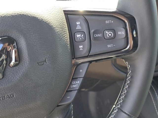 Used 2026 RAM 2500 Limited AWD/4WD image 26