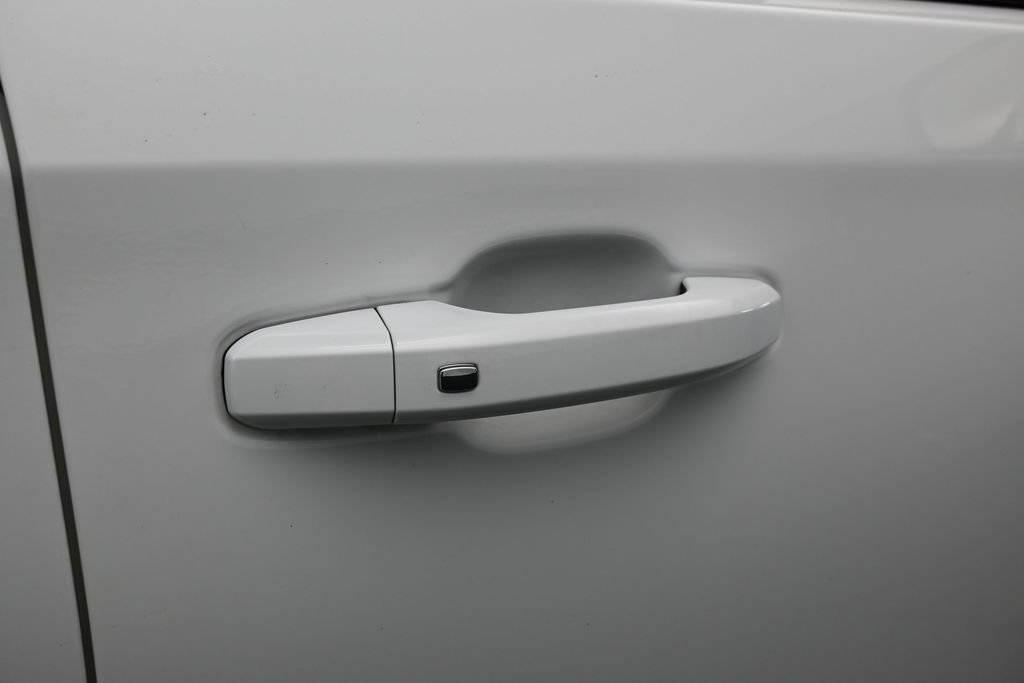 Used 2026 Chevrolet Silverado 1500 RST RWD image 41