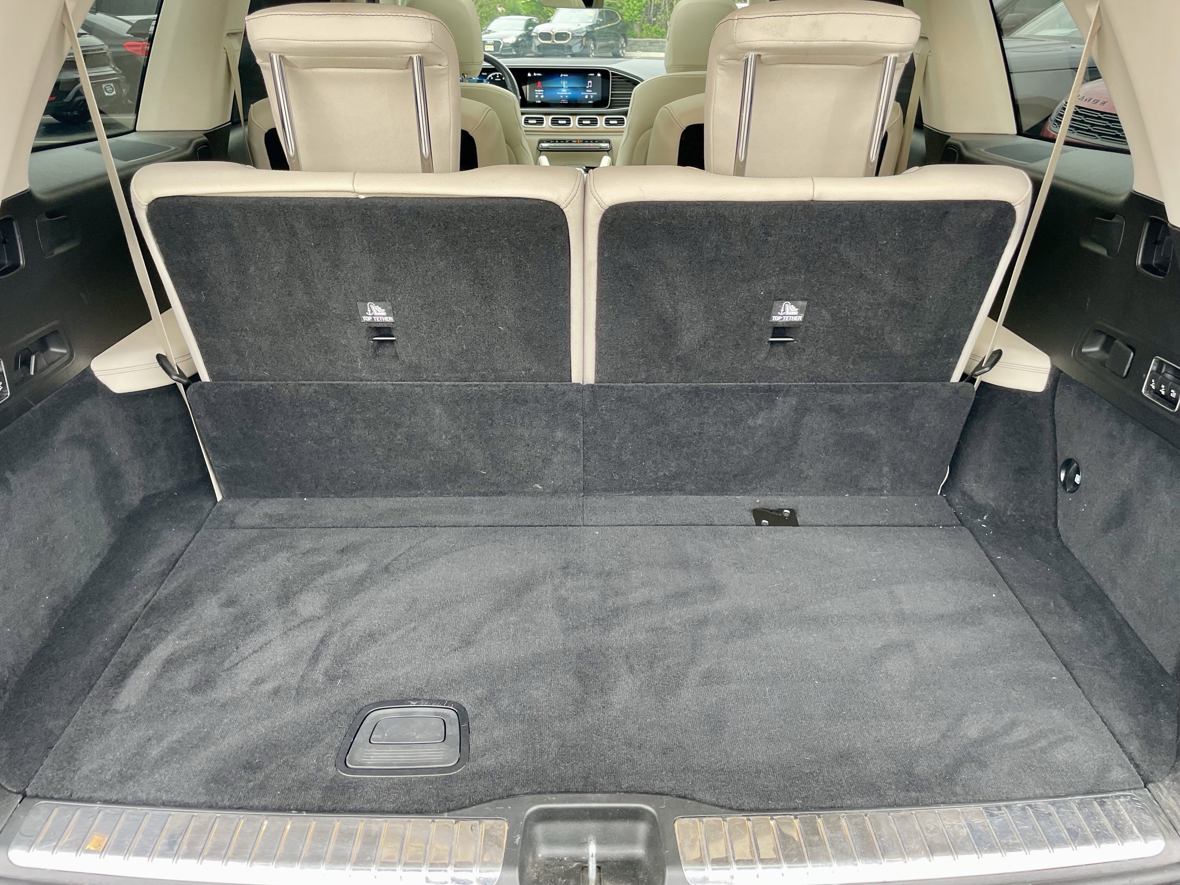 Used 2021 Mercedes-Benz GLS 450 4MATIC image 39