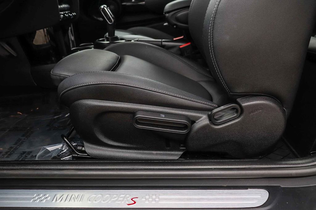 Used 2024 MINI Cooper S FWD image 25