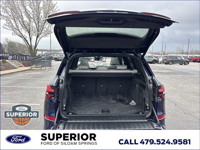 Used 2025 BMW X5 M60i w/ Climate Comfort Package image 9
