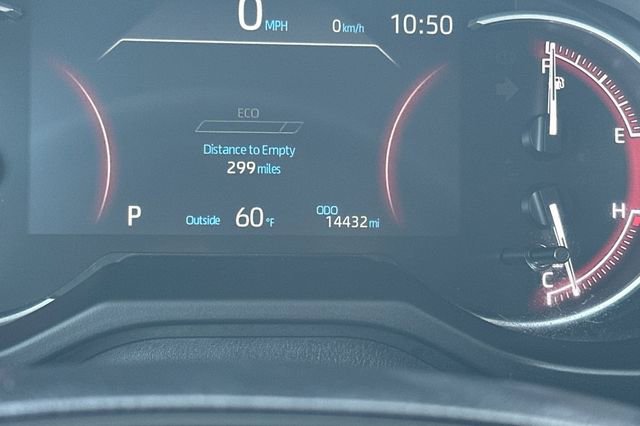 Certified 2025 Toyota RAV4 LE image 30