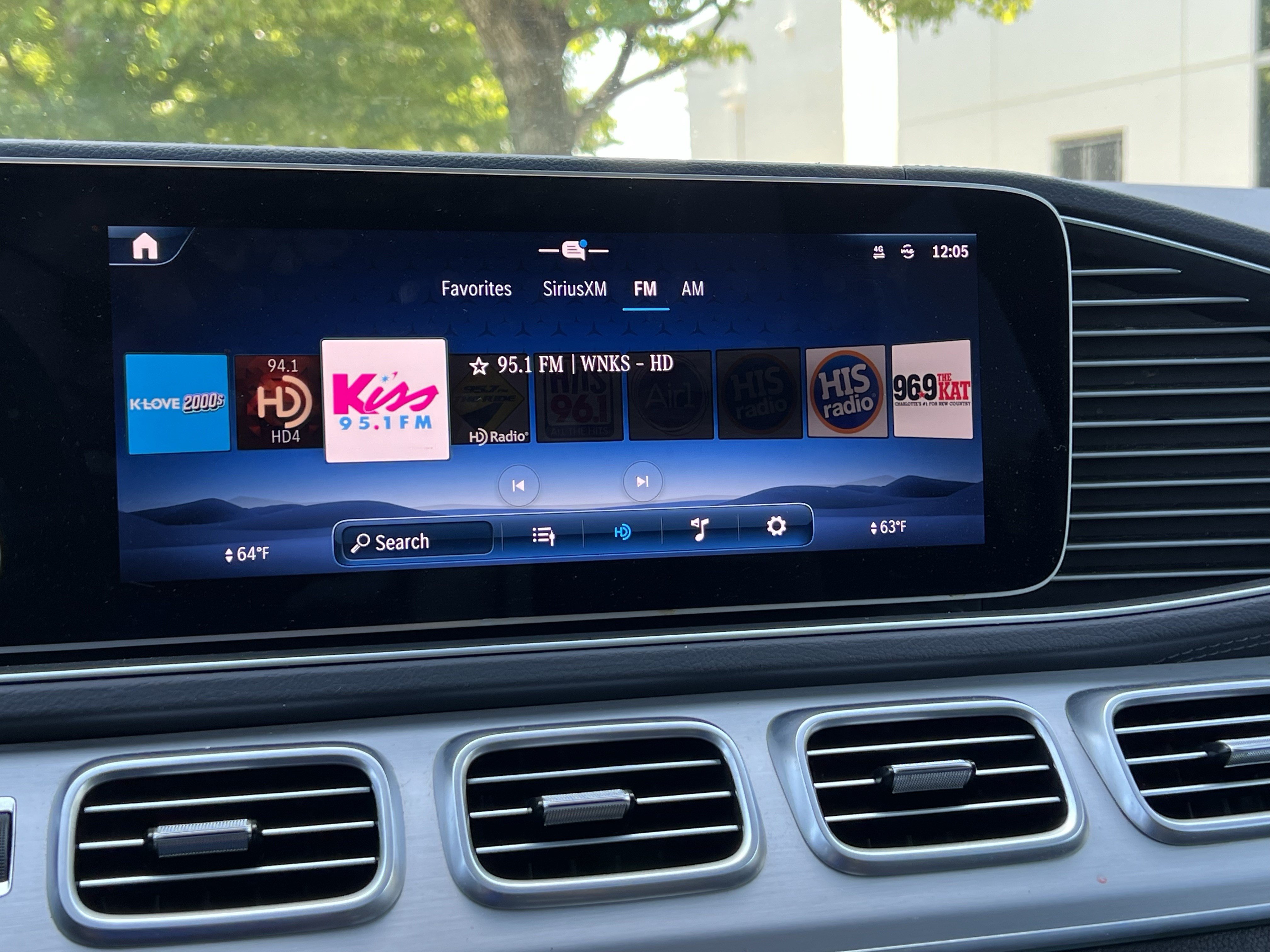 Used 2025 Mercedes-Benz GLS 450 4MATIC image 25