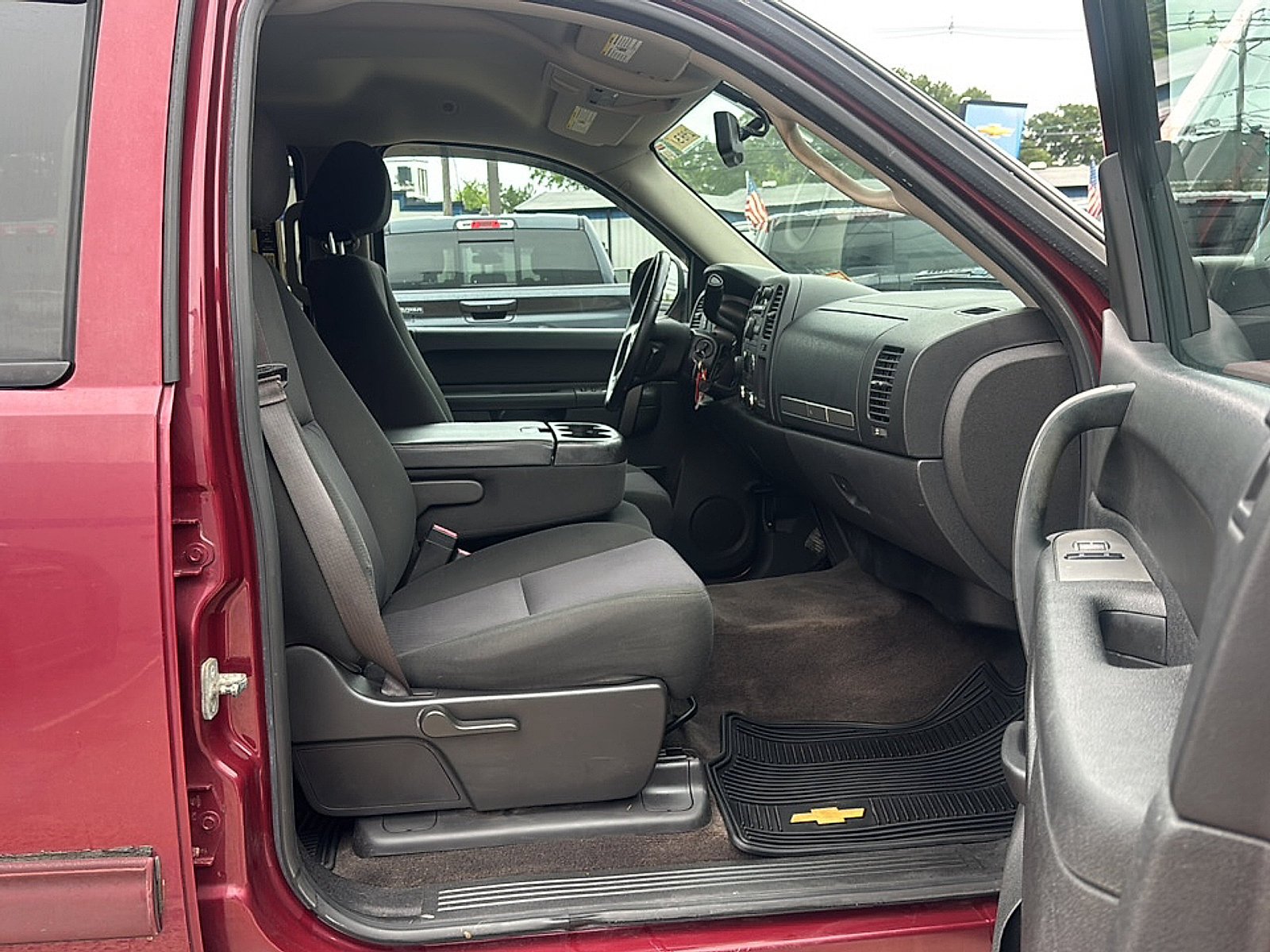 Used 2013 Chevrolet Silverado 1500 LT w/ All-Star Edition AWD/4WD image 15