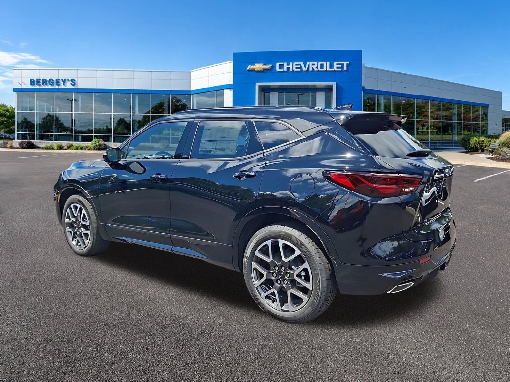 New 2026 Chevrolet Blazer RS w/ Driver Confidence II Package AWD/4WD image 4