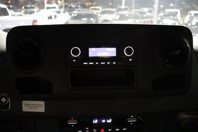 Used 2021 Mercedes-Benz Sprinter 3500 image 28