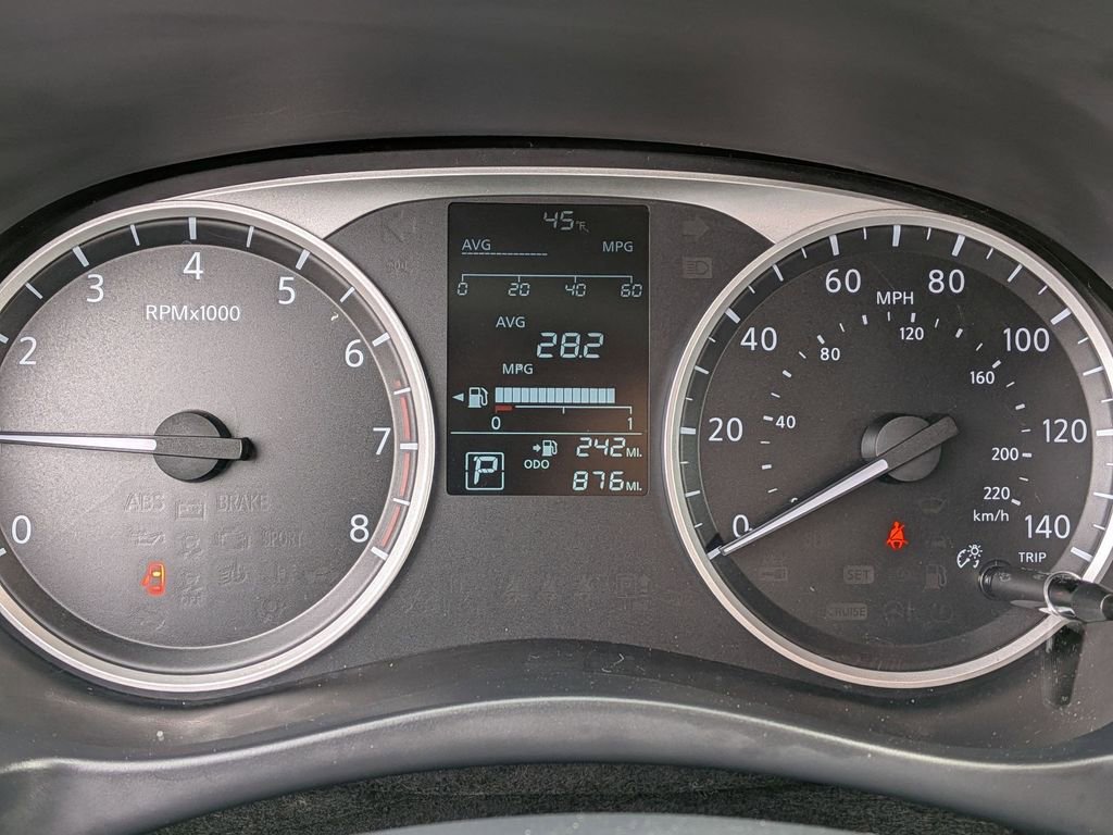 Used 2025 Nissan Kicks Play S image 12