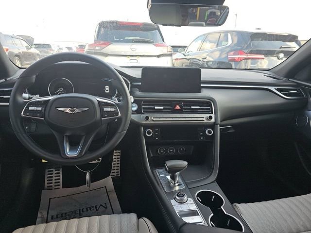 Used 2025 Genesis G70 3.3T Advanced image 13